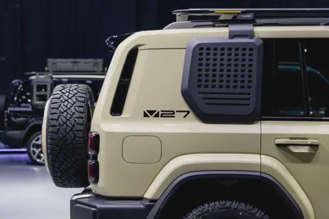 R V27为全家开启更大的“诗与远方”澳门新葡京app诠释家庭新硬派iCA(图4)