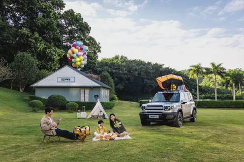 R V27为全家开启更大的“诗与远方”澳门新葡京app诠释家庭新硬派iCA(图5)